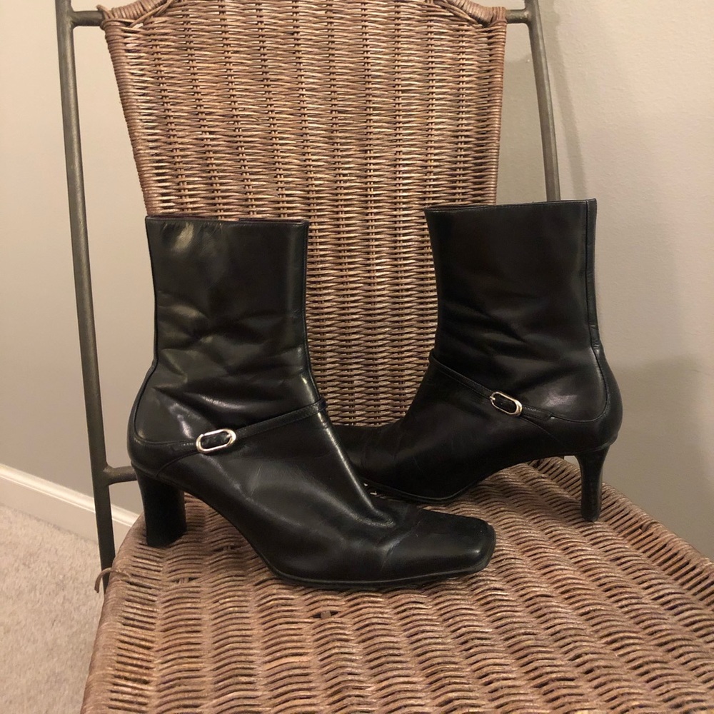 Vintage | Nine West Black Leather Square Toe Boots